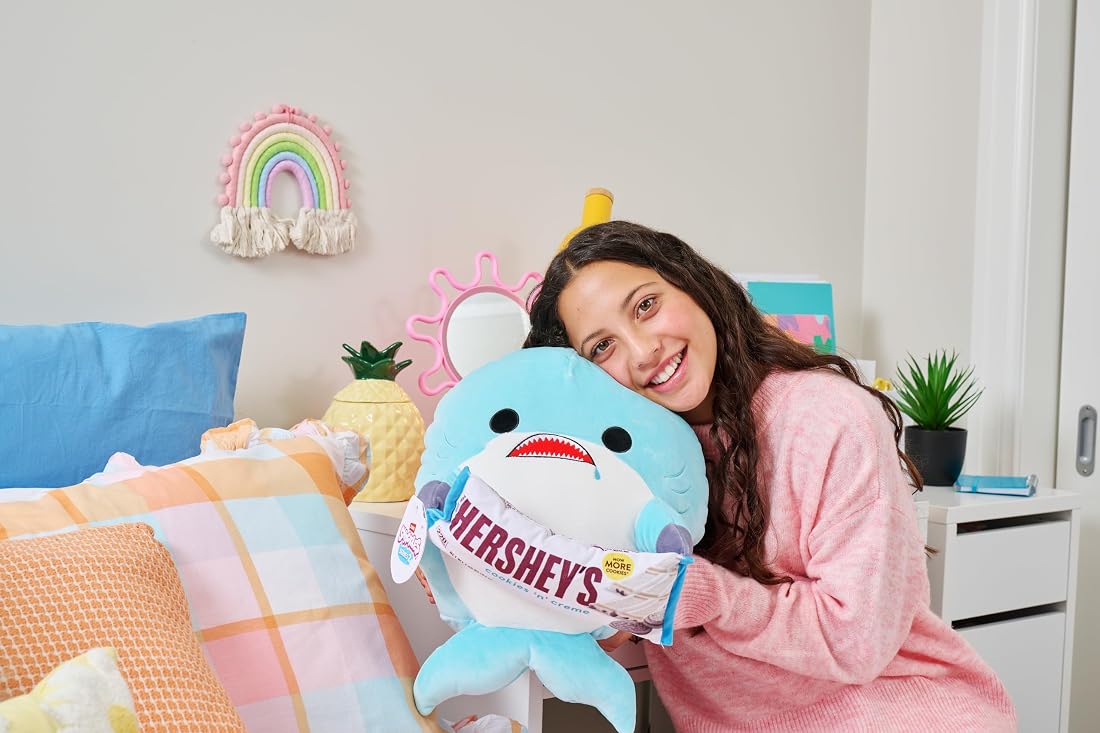 Snackles Shark and Hershey Cookies n Cream 14-Inch Plush — view 4